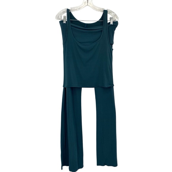 Skims Soft Fold Over Waist Flare Leg Knit Lounge Pants & Tank Top Set - Picture 1 of 9